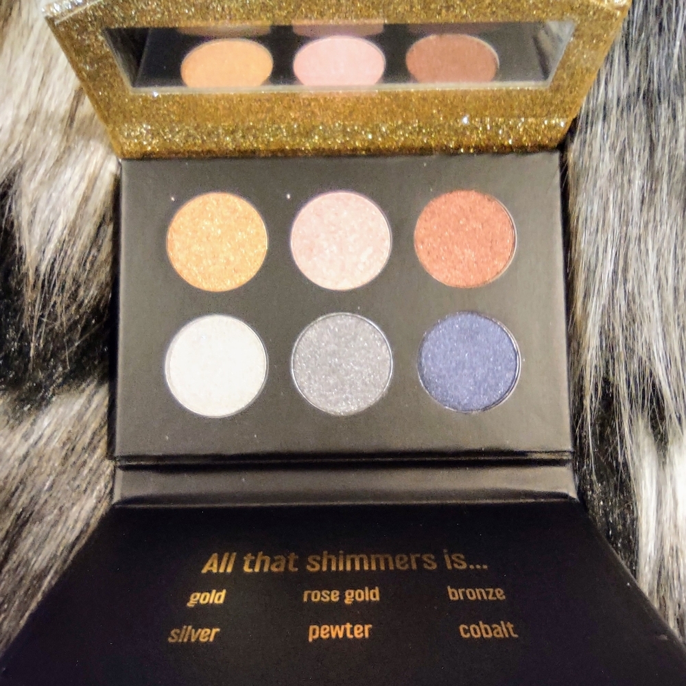 All That Shimmers Eyeshadow Palette